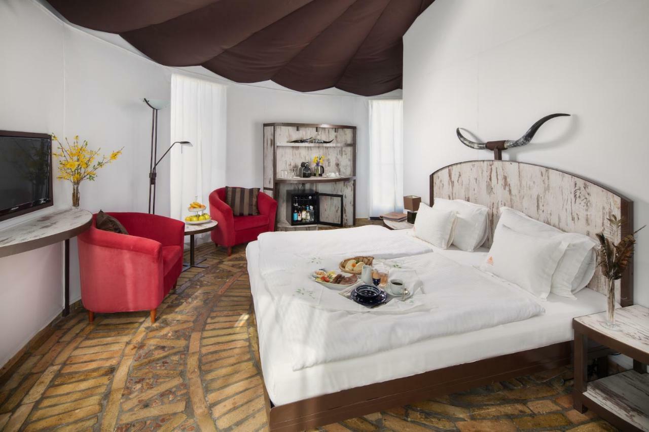 Homoki Lodge Bed & Beyond Glamping (Adults Only) Ruzsa Eksteriør bilde